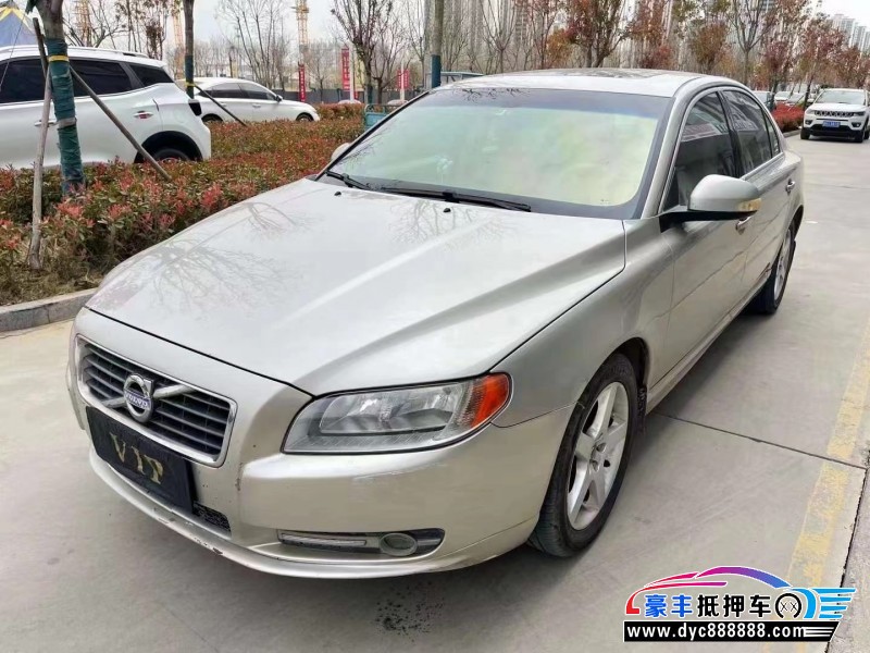 11年沃尔沃S80轿车抵押车出售