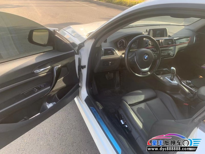 19年宝马2系轿车抵押车出售