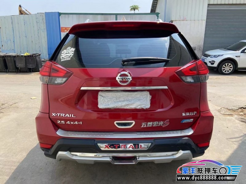 18年日产奇骏轿车抵押车出售