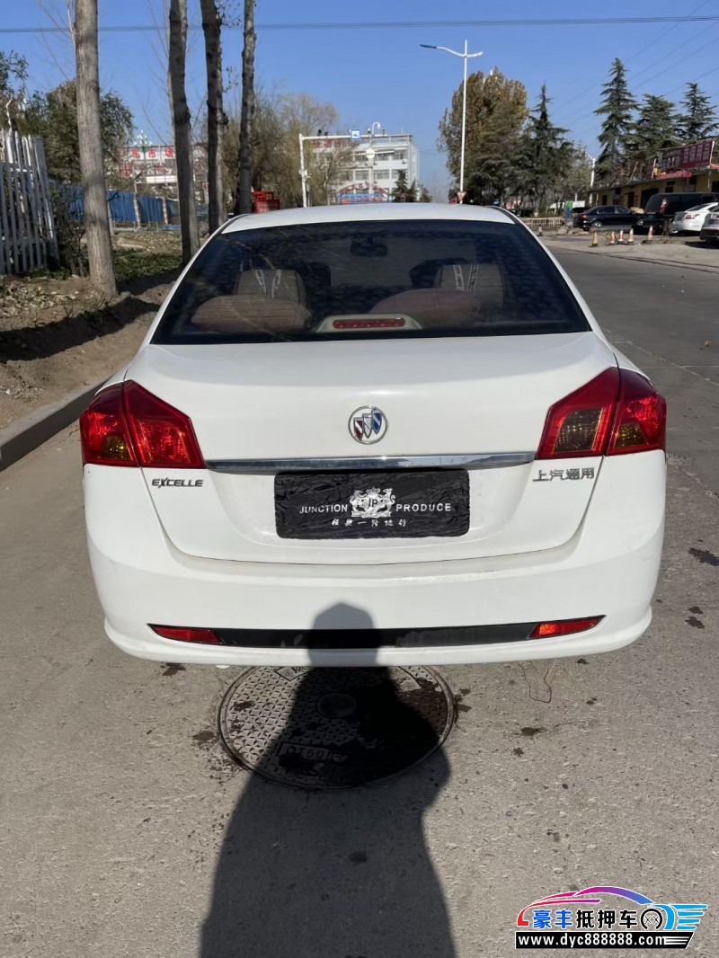 16年别克凯越轿车抵押车出售