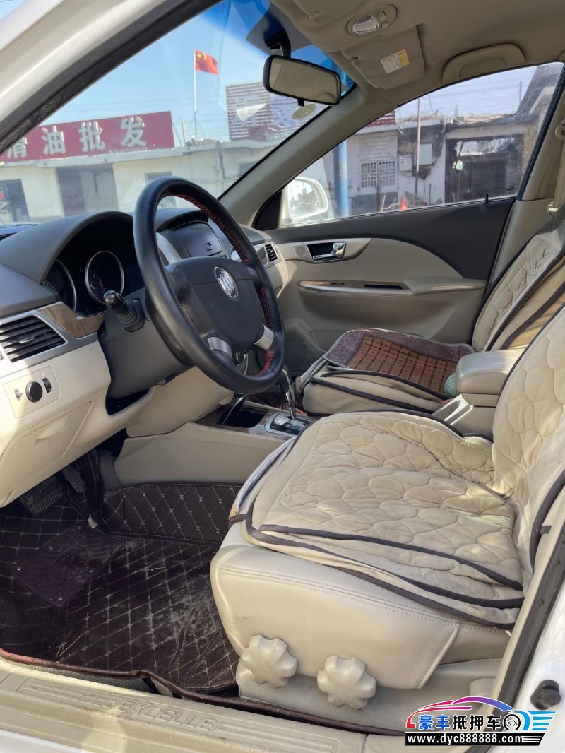 16年别克凯越轿车抵押车出售