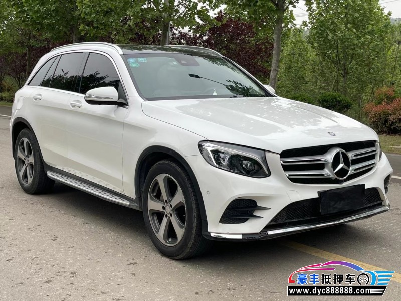 17年奔驰GLC轿车抵押车出售