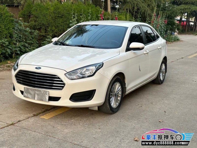 18年福特福睿斯轿车抵押车出售