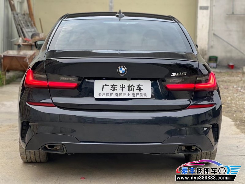 21年宝马3系轿车抵押车出售