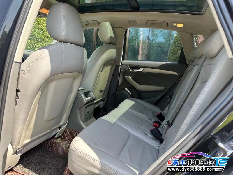 13年奥迪Q5轿车抵押车出售