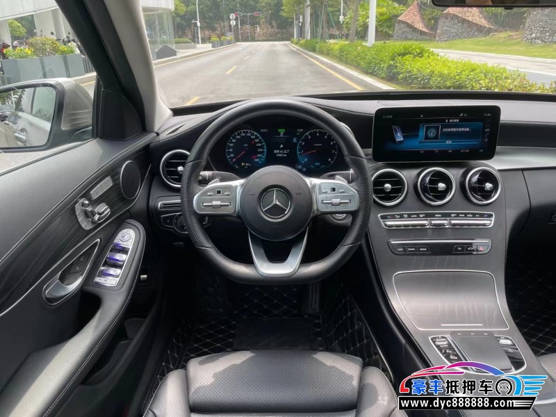 21年奔驰C轿车抵押车出售