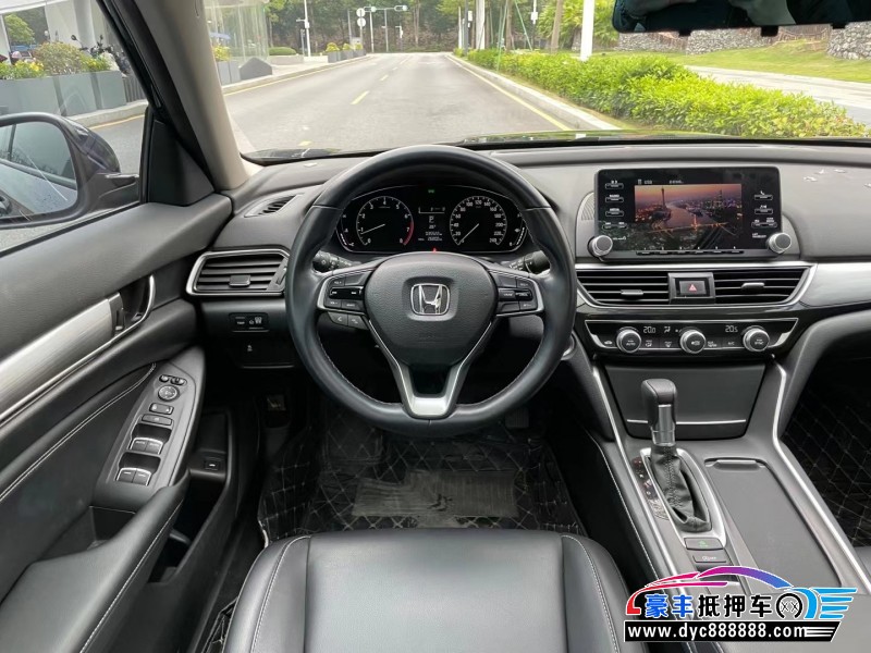 20年本田英诗派轿车抵押车出售