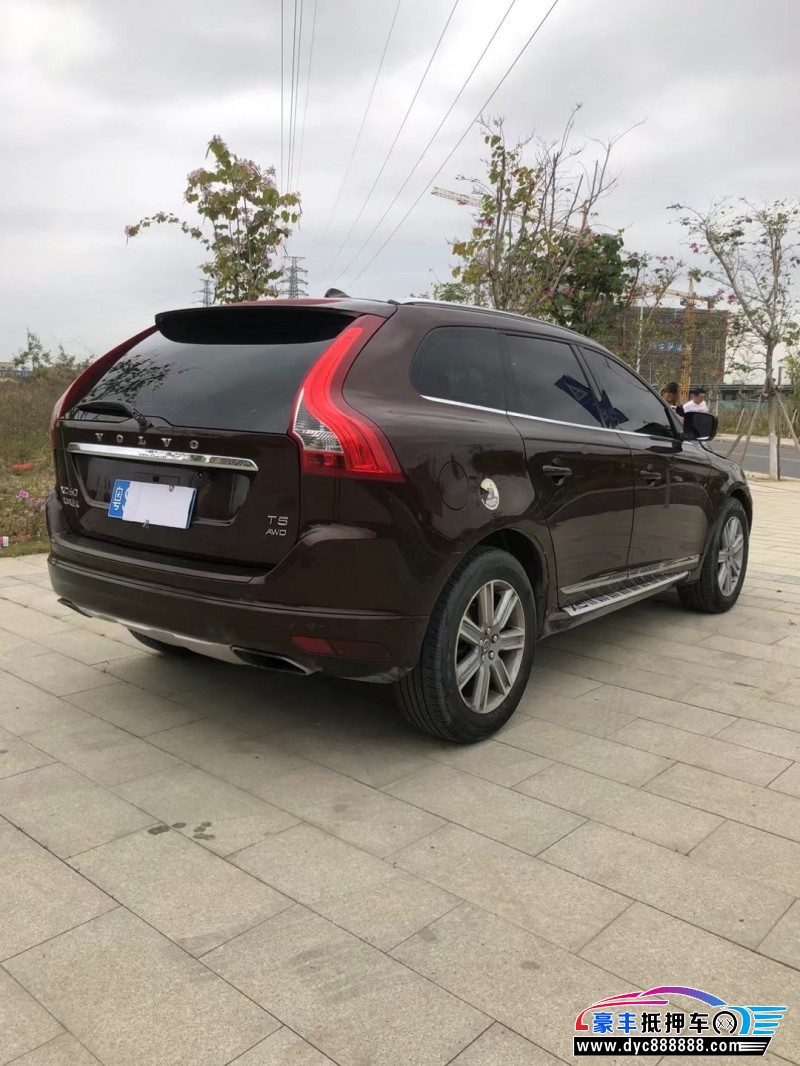 16年沃尔沃XC60轿车抵押车出售