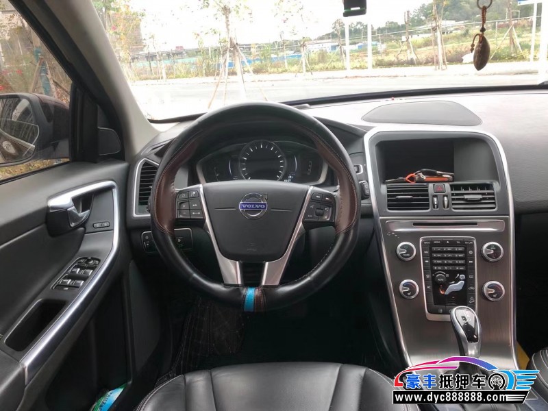 16年沃尔沃XC60轿车抵押车出售