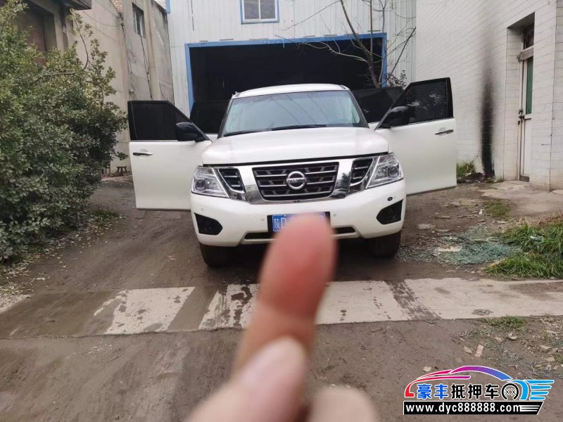 17年日产途乐轿车抵押车出售