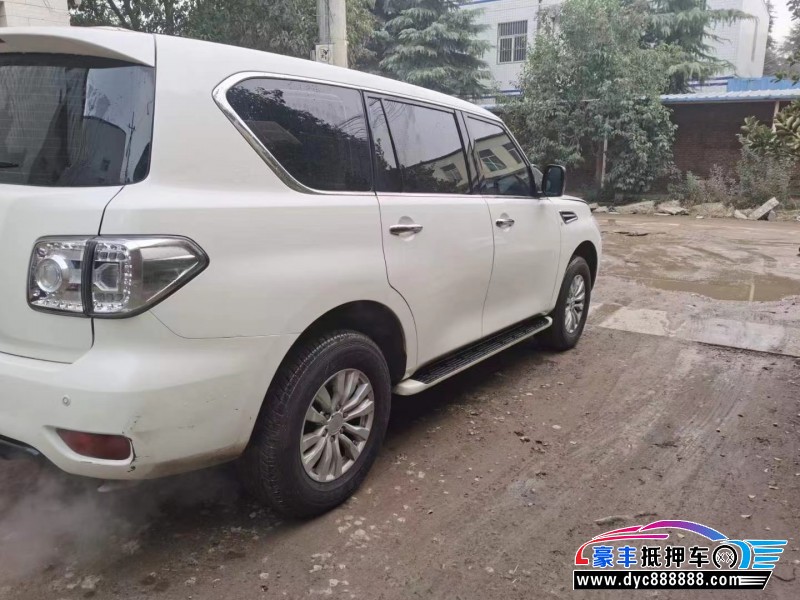 17年日产途乐轿车抵押车出售