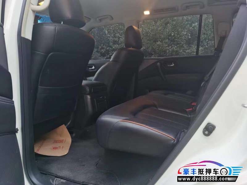 17年日产途乐轿车抵押车出售