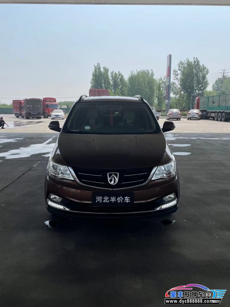 16年宝骏730轿车抵押车出售