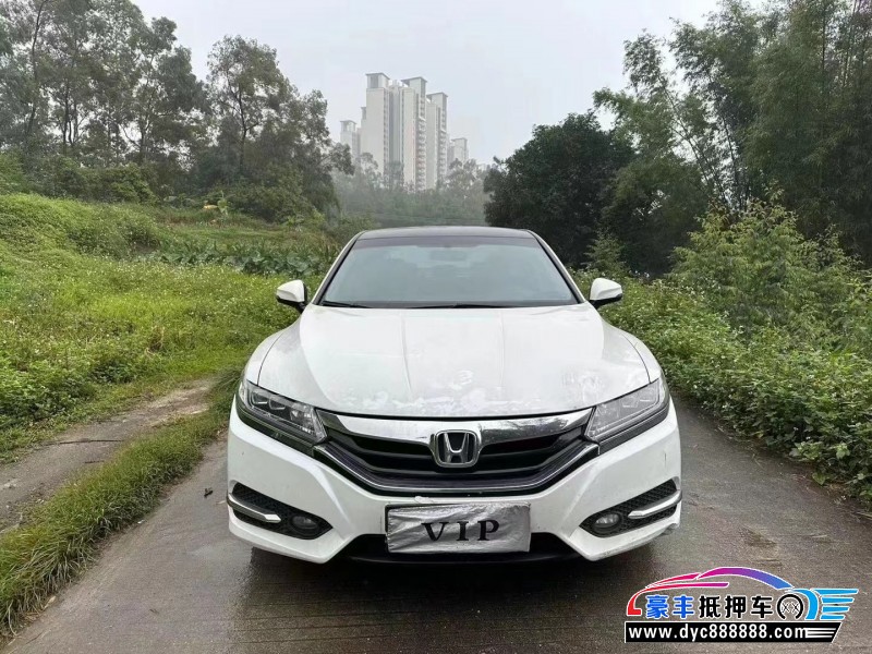 17年本田思铂睿轿车抵押车出售
