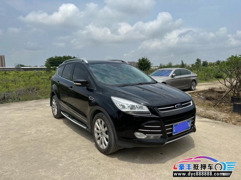 15年福特翼虎轿车抵押车出售