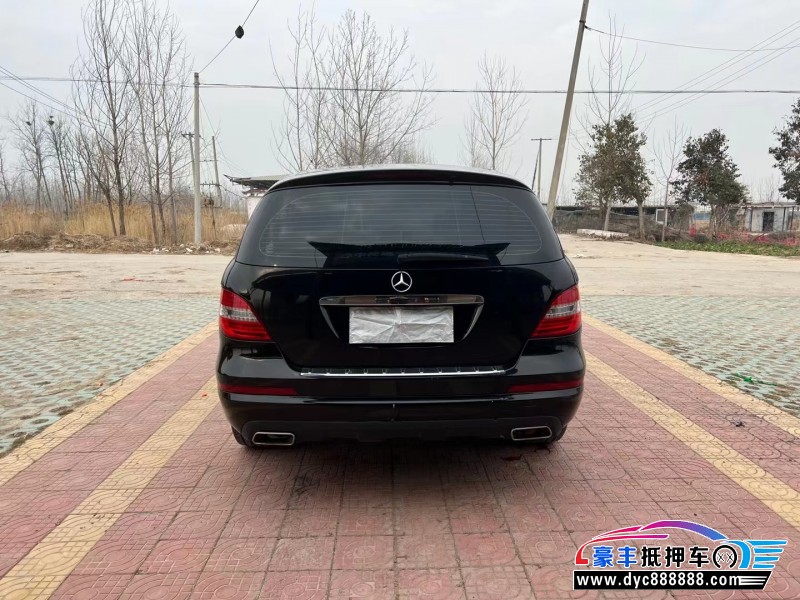 12年奔驰R级轿车抵押车出售