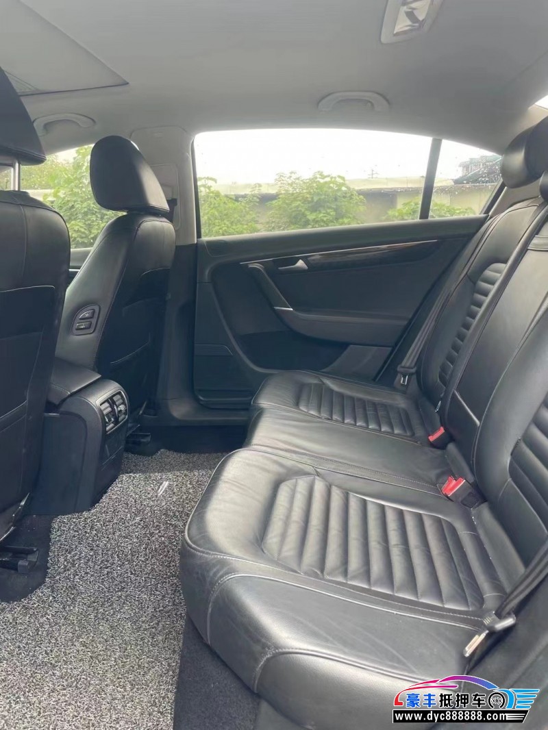 16年大众迈腾轿车抵押车出售