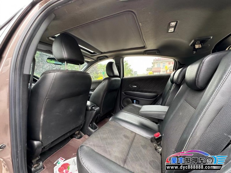 16年本田XRV轿车抵押车出售