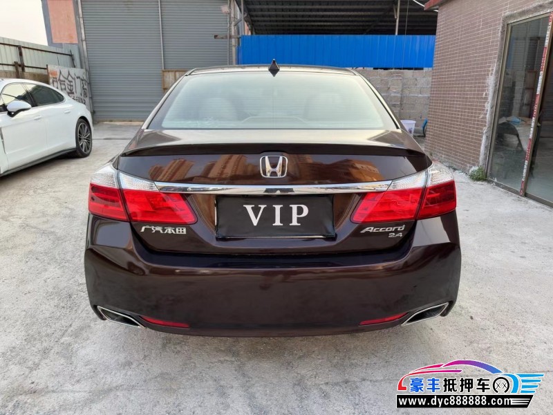 15年本田雅阁轿车抵押车出售