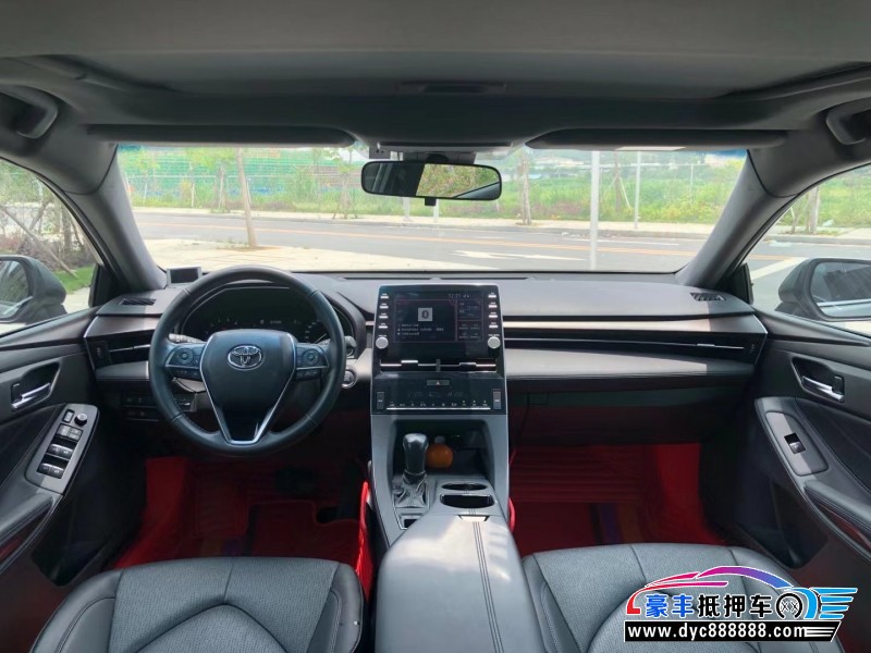 20年丰田亚洲龙轿车抵押车出售