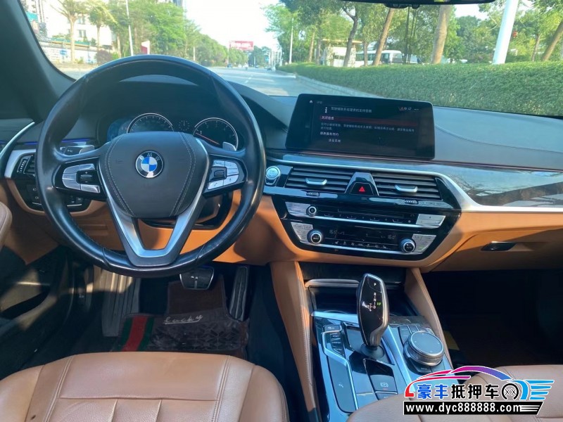 18年宝马5系轿车抵押车出售