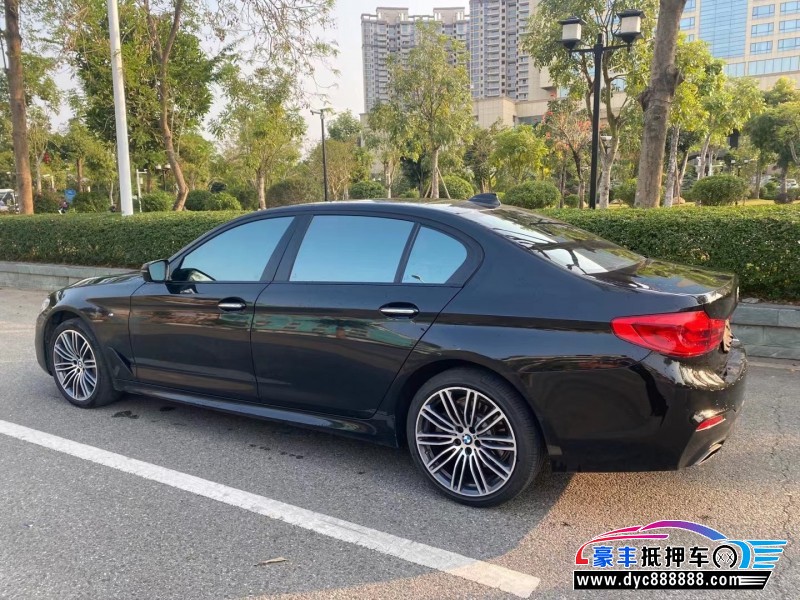 18年宝马5系轿车抵押车出售
