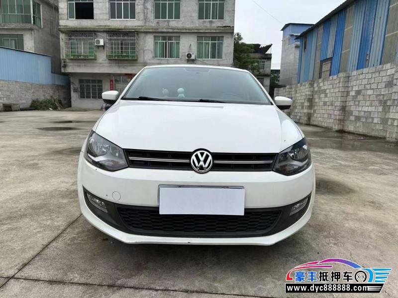 13年大众polo轿车抵押车出售