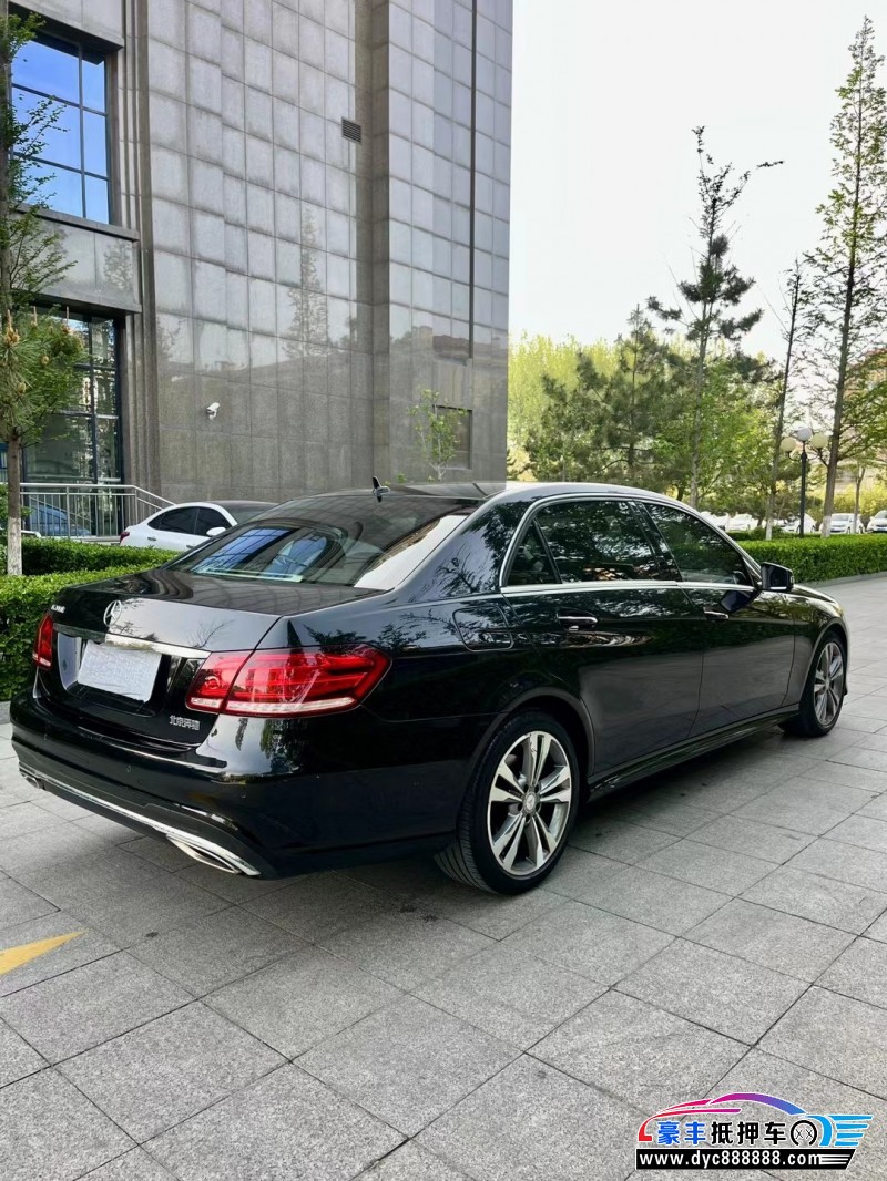 16年奔驰E轿车抵押车出售