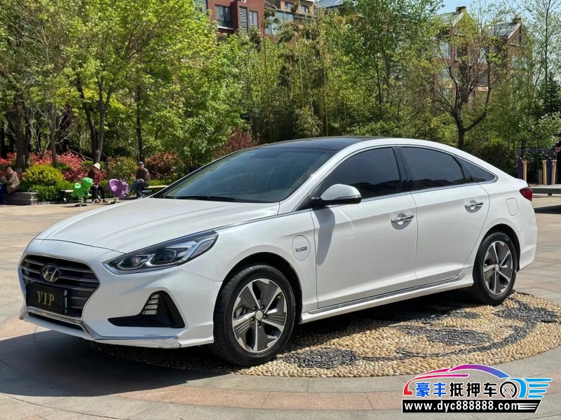 21年现代索纳塔轿车抵押车出售