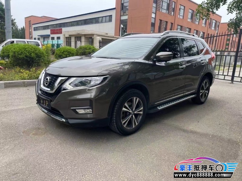 17年日产奇骏轿车抵押车出售