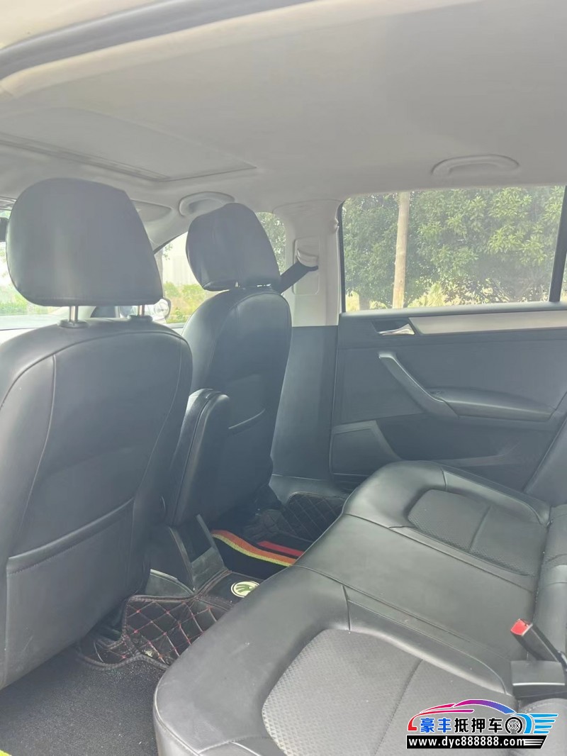 15年斯柯达昕动轿车抵押车出售