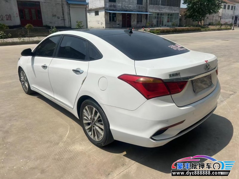 17年现代名图轿车抵押车出售