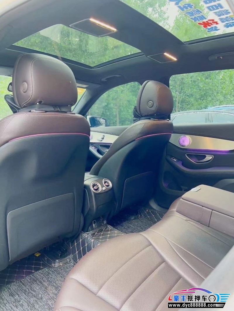 19年奔驰GLCSUV抵押车出售