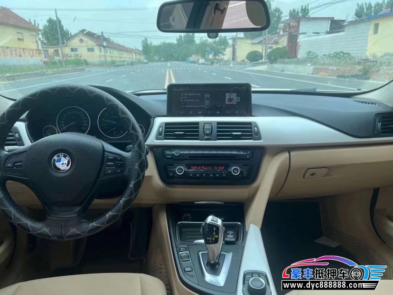 15年宝马3系轿车抵押车出售