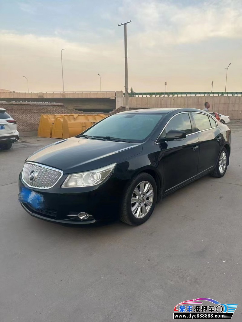 10年别克君越轿车抵押车出售