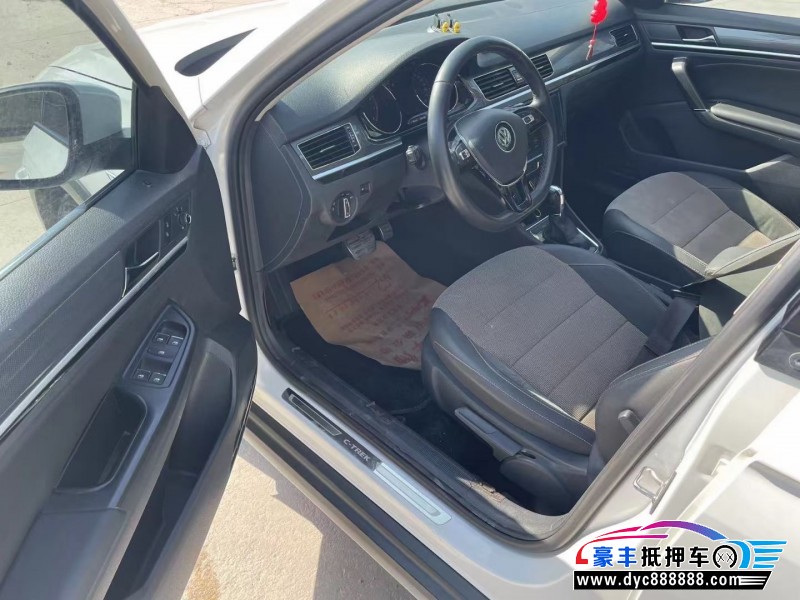 18年大众蔚领轿车抵押车出售