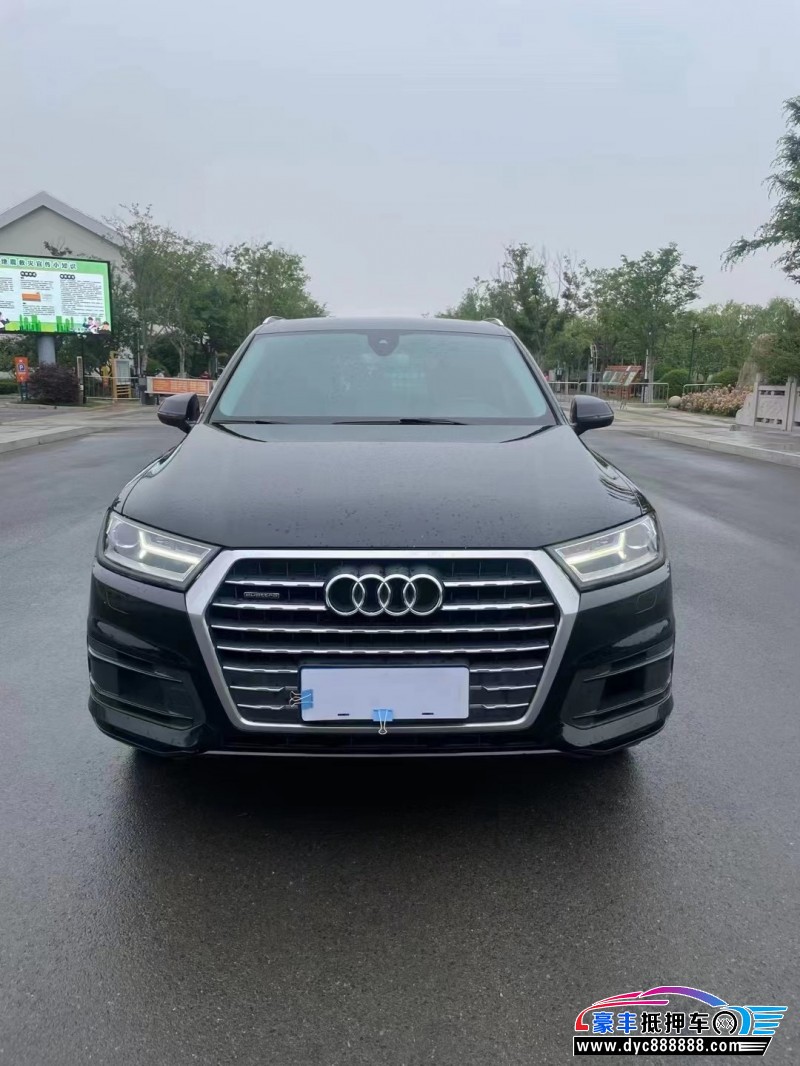 16年奥迪Q7轿车抵押车出售