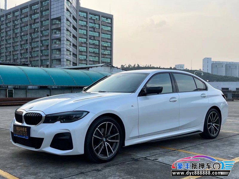 21年宝马3系轿车抵押车出售