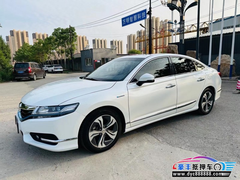 17年本田思铂睿轿车抵押车出售