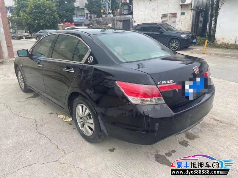 10年本田雅阁轿车抵押车出售