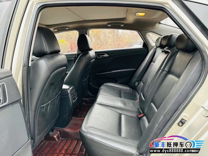 14年现代名图轿车抵押车出售