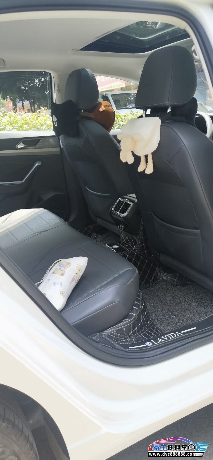 22年大众朗逸轿车抵押车出售