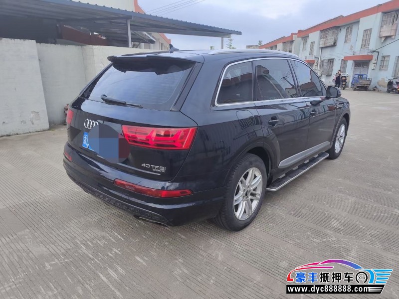 16年奥迪Q7轿车抵押车出售