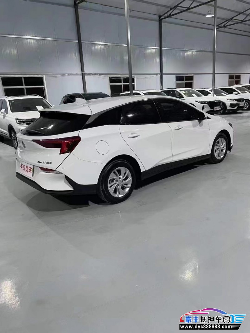 22年别克微蓝轿车抵押车出售