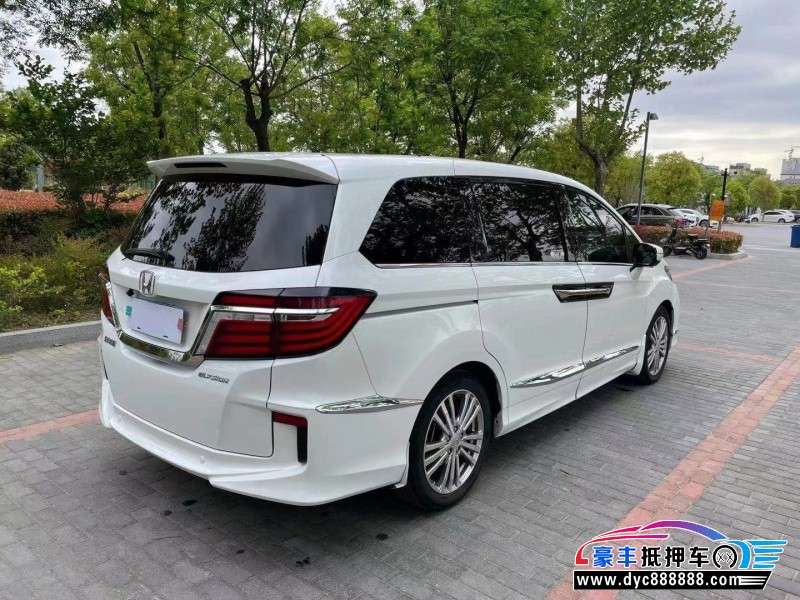 17年本田艾力绅轿车抵押车出售