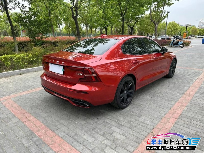 20年沃尔沃S60轿车抵押车出售