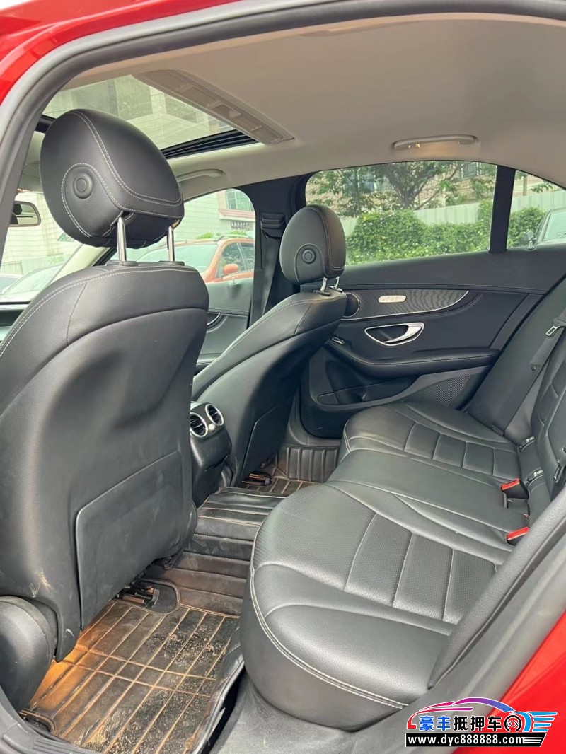 18年奔驰C轿车抵押车出售