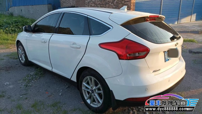 17年福特福克斯轿车抵押车出售