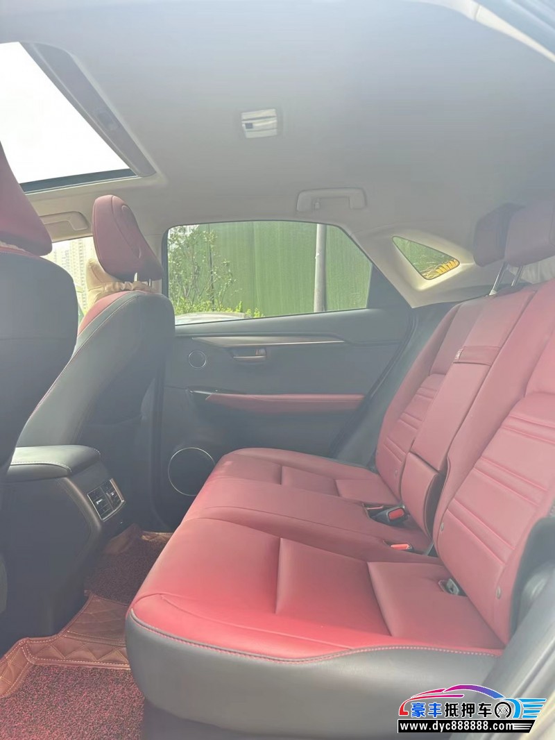 21年雷克萨斯NX轿车抵押车出售