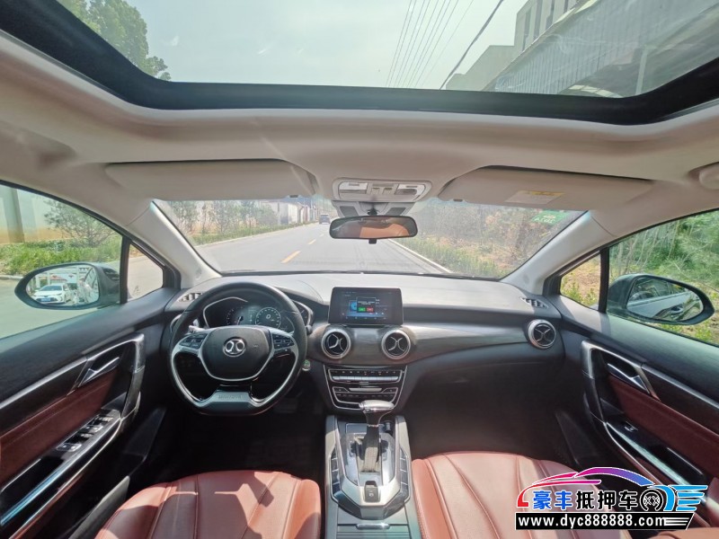 18年北汽绅宝D50轿车抵押车出售